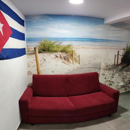 El Rinconcito Cubano En La Playa Apartment Almeria Ngoại thất bức ảnh