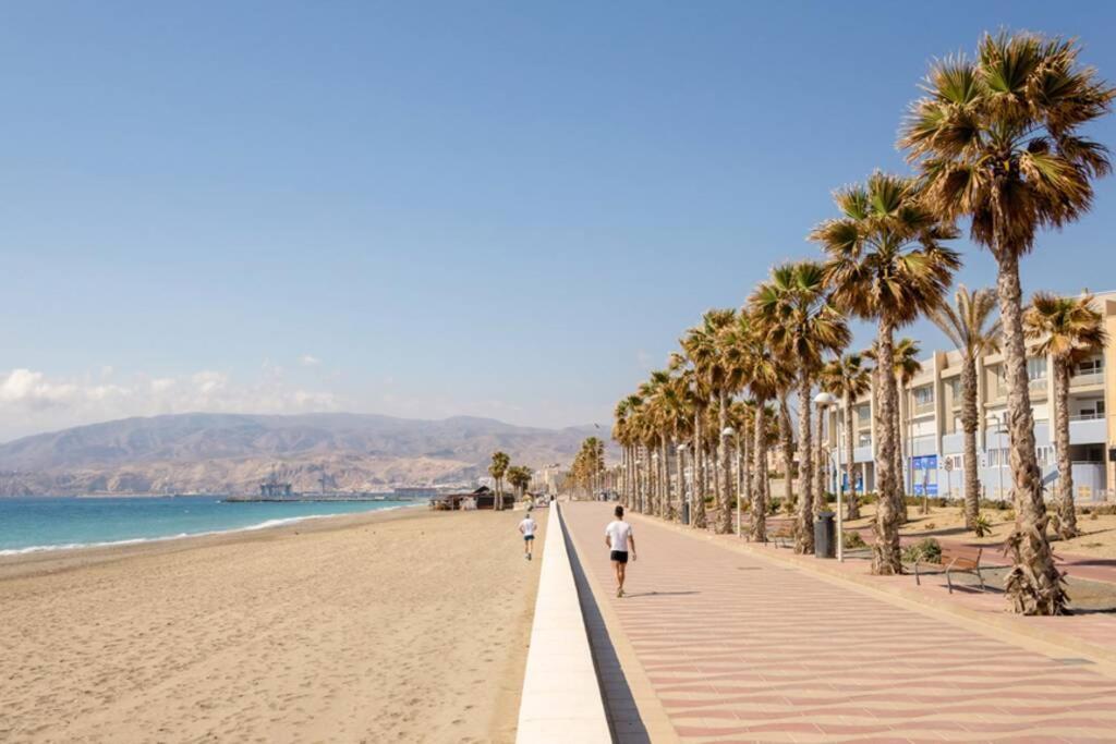 El Rinconcito Cubano En La Playa Apartment Almeria Ngoại thất bức ảnh