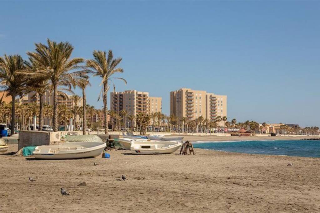 El Rinconcito Cubano En La Playa Apartment Almeria Ngoại thất bức ảnh